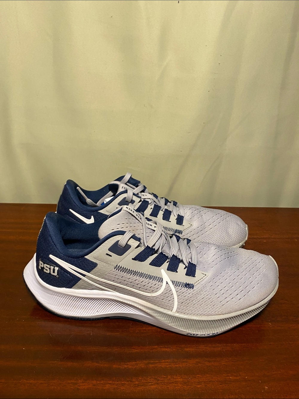 Nike Air Zoom Pegasus 38 Penn State Nittany Lions PSU Grey Running Shoes M 6